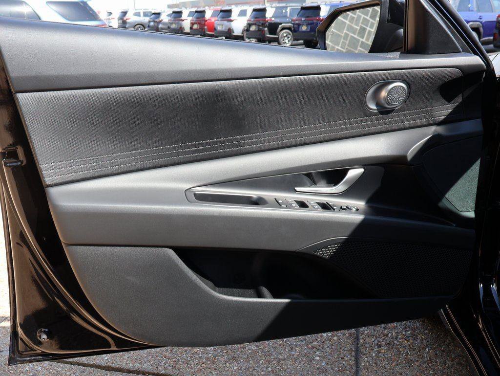 New 2026 Hyundai Elantra Blue image 22