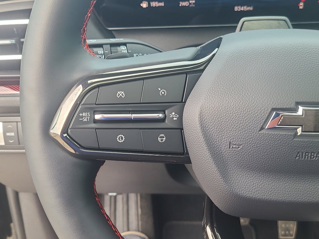 Used 2026 Chevrolet Traverse RS AWD/4WD image 34