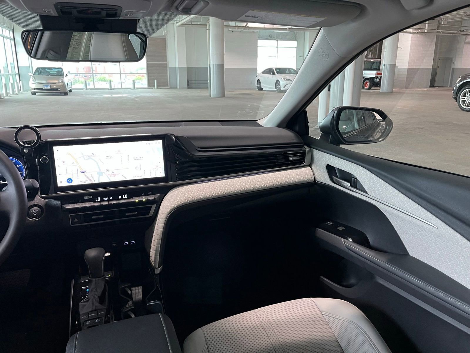 Used 2026 Toyota Camry XLE FWD image 41