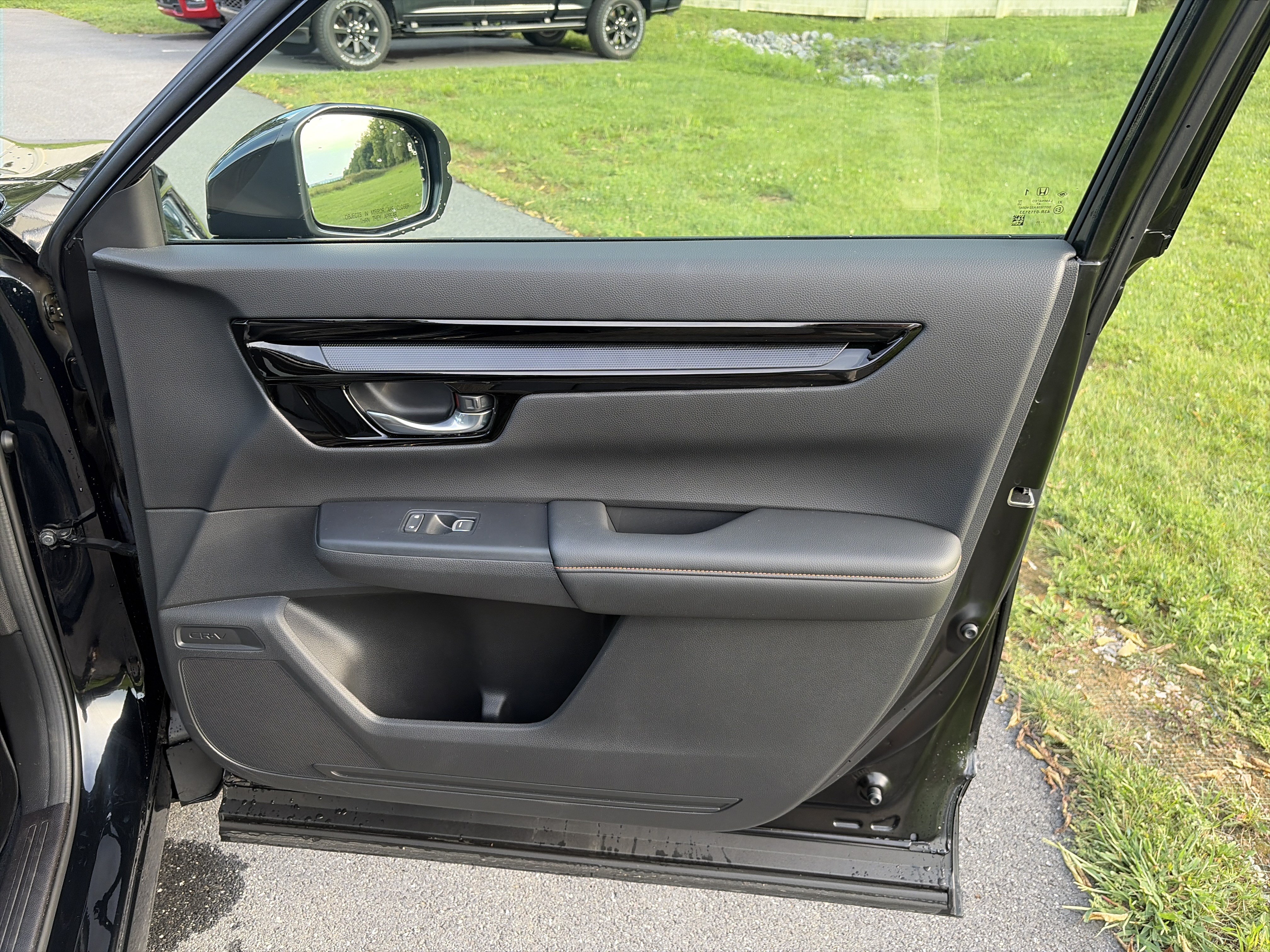 Used 2026 Honda CR-V Sport Touring image 28