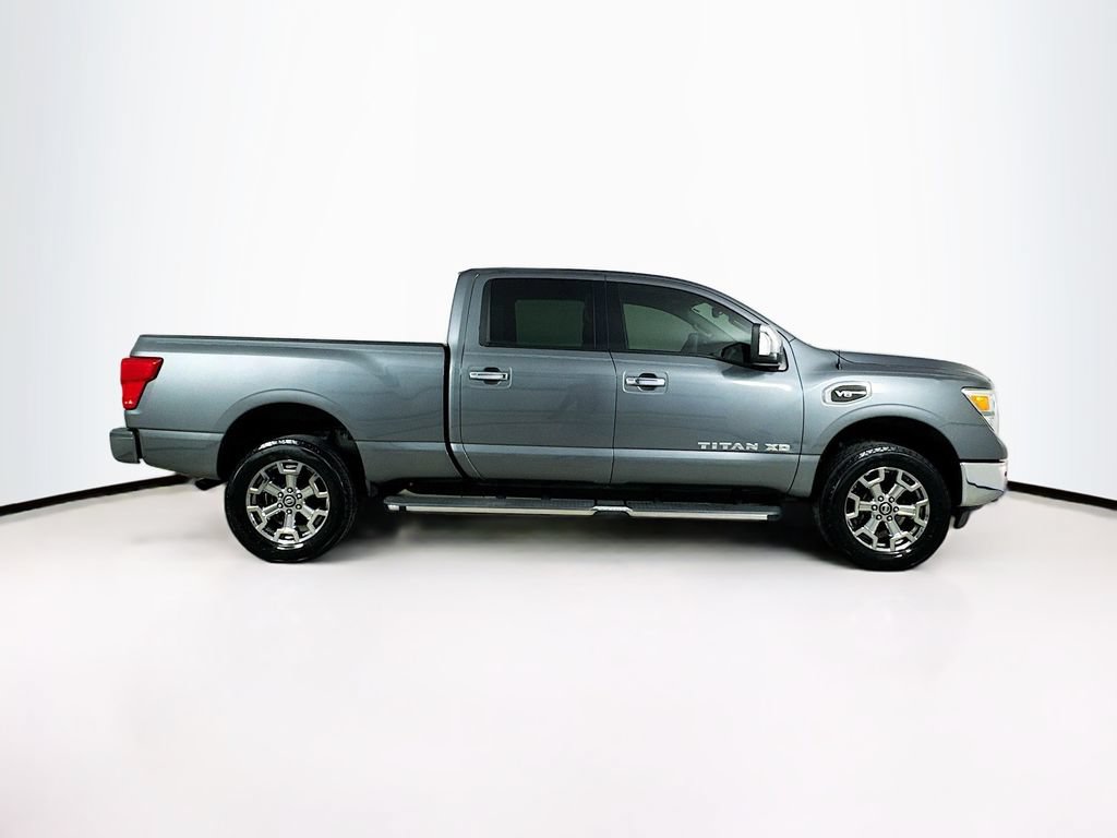 Used 2017 Nissan Titan SL w/ Chrome Package RWD image 8