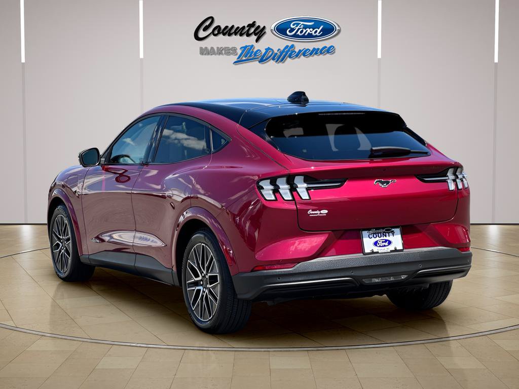 Used 2025 Ford Mustang Mach-E Premium AWD/4WD image 8
