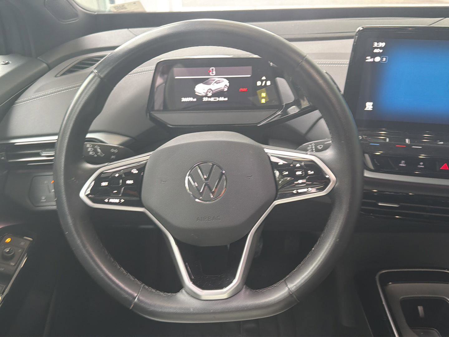 Certified 2023 Volkswagen ID.4 Pro image 17