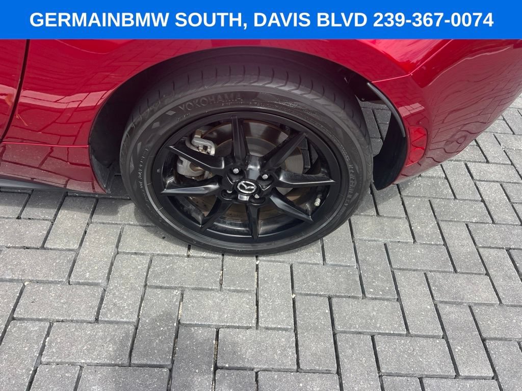 Used 2021 MAZDA MX-5 Miata Sport RWD image 18