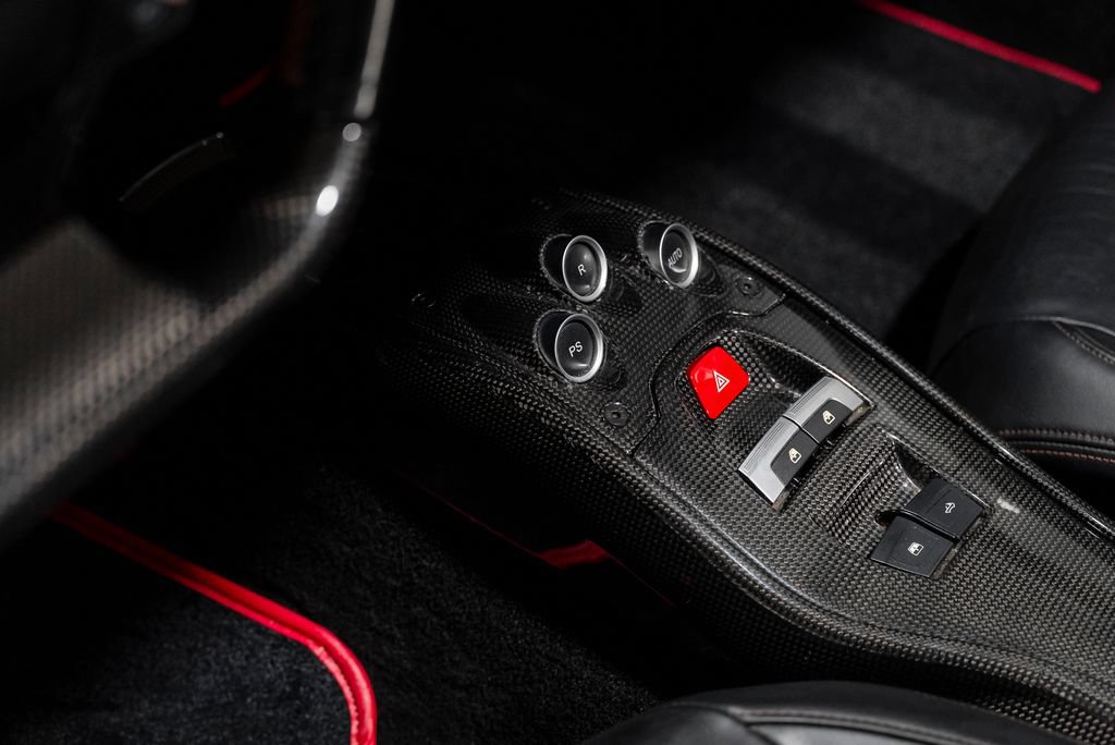 Used 2012 Ferrari 458 Spider RWD image 52