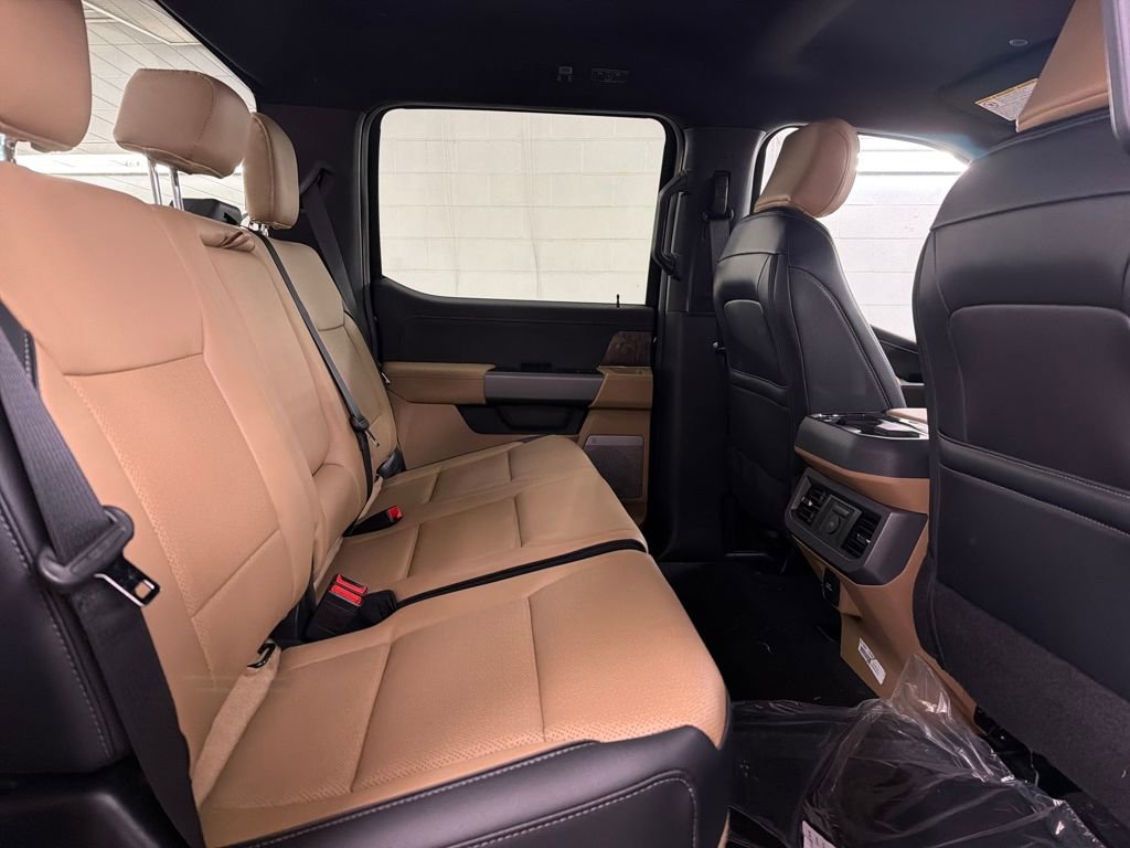 New 2026 Ford F250 Lariat w/ Chrome Package image 28