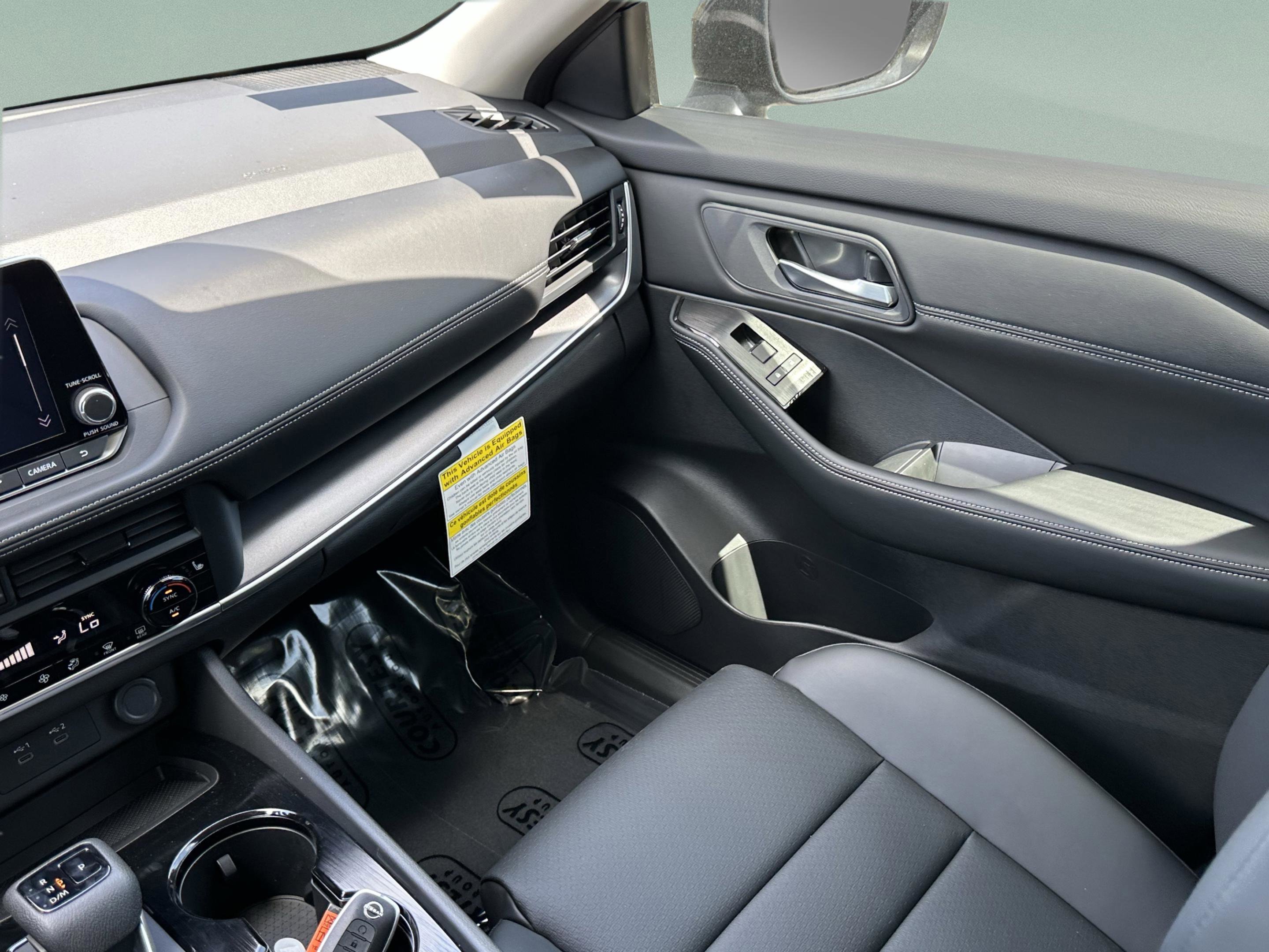 New 2026 Nissan Rogue SV FWD image 15