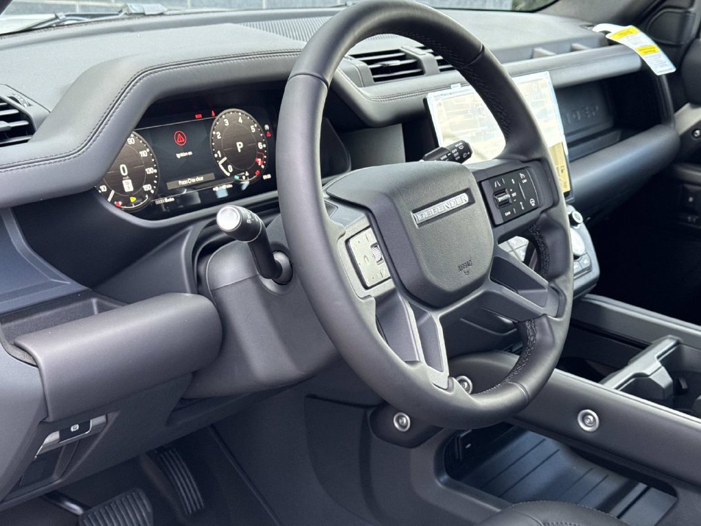 New 2026 Land Rover Defender 110 X-Dynamic SE AWD/4WD image 23