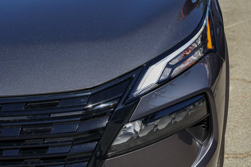 New 2026 Nissan Rogue Dark Armor FWD image 10