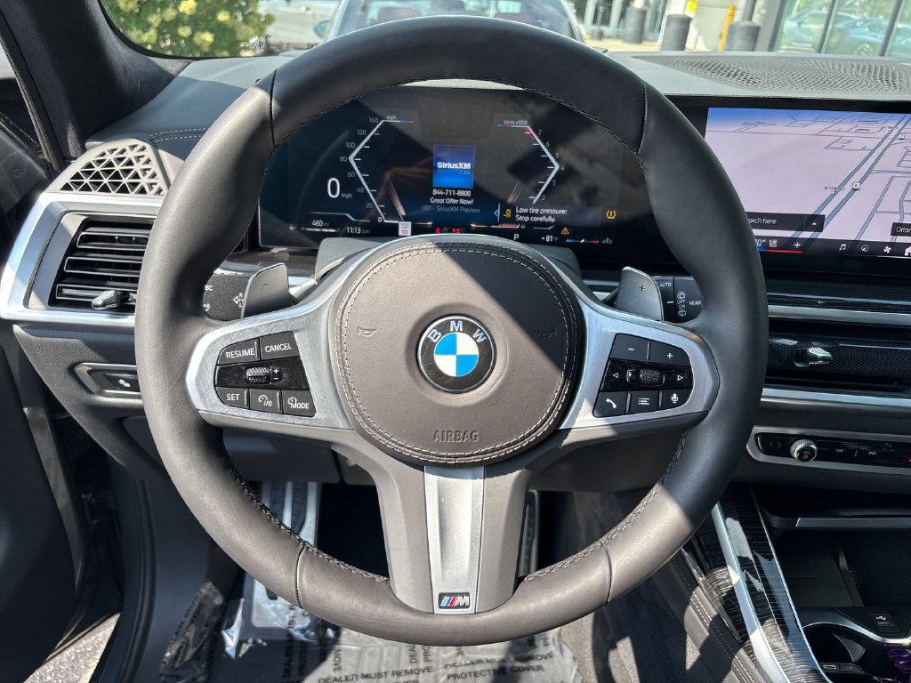 Certified 2024 BMW X7 xDrive40i w/ M Sport Package AWD/4WD image 16