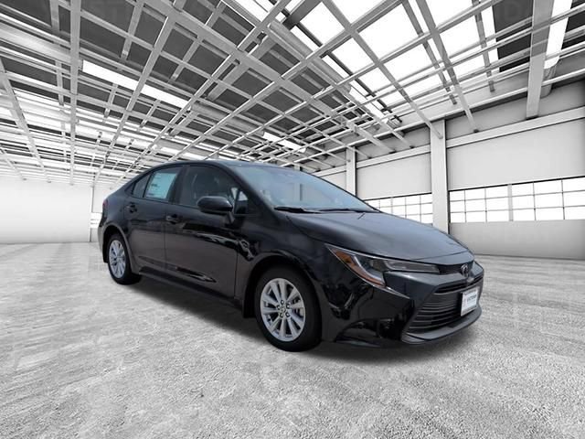 Used 2026 Toyota Corolla LE w/ LE Premium Package FWD video 1