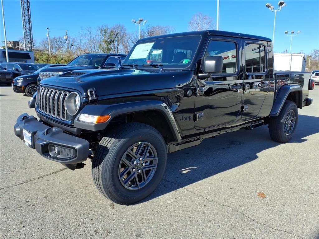 New 2026 Jeep Gladiator Sport AWD/4WD image 8