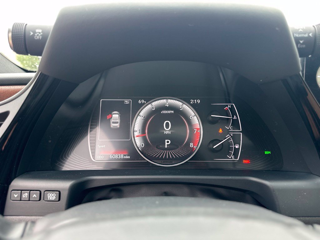 Used 2024 Lexus ES 350 w/ Accessory Package (Z1) FWD image 32