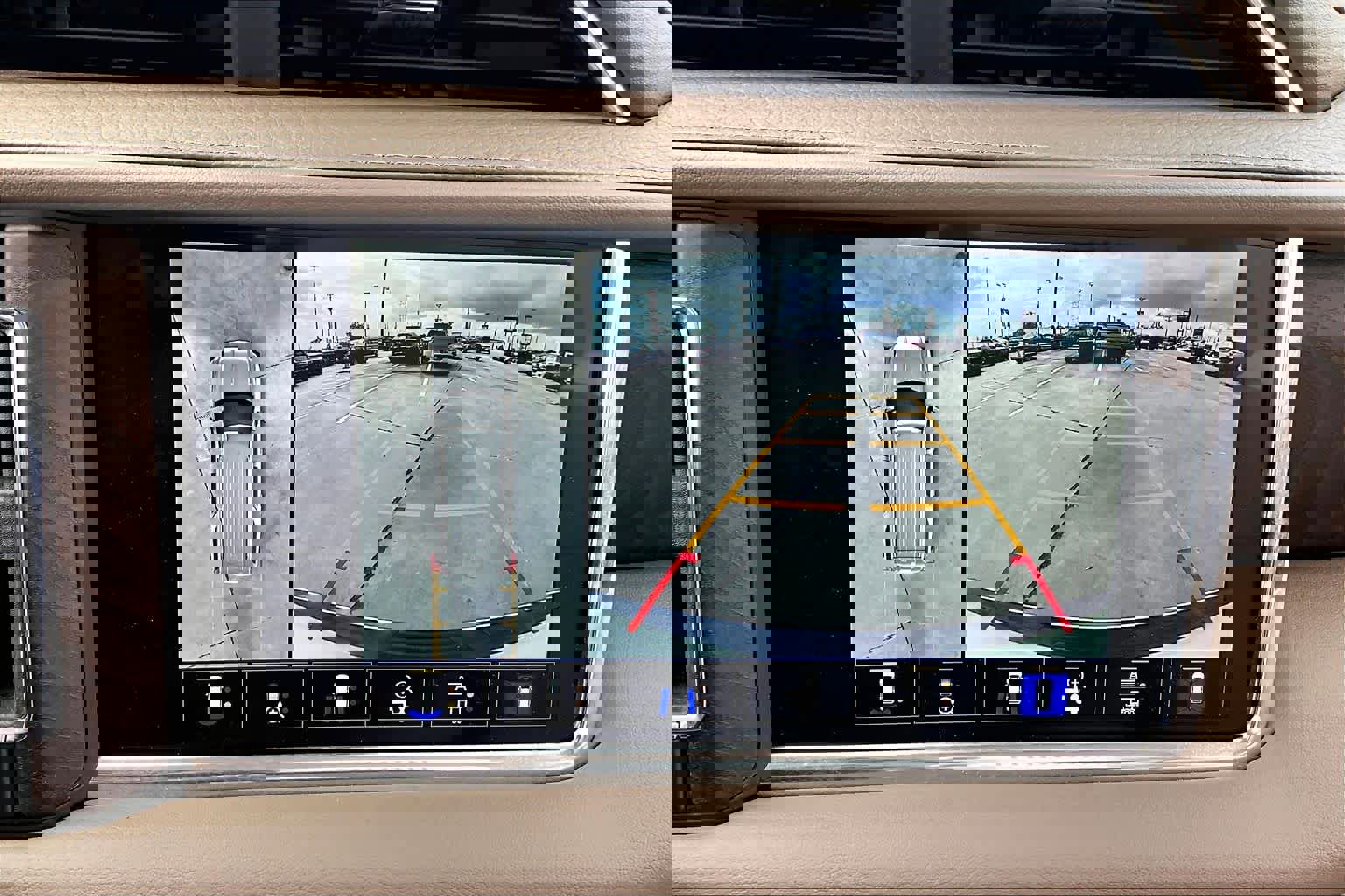 Used 2023 GMC Yukon Denali image 27