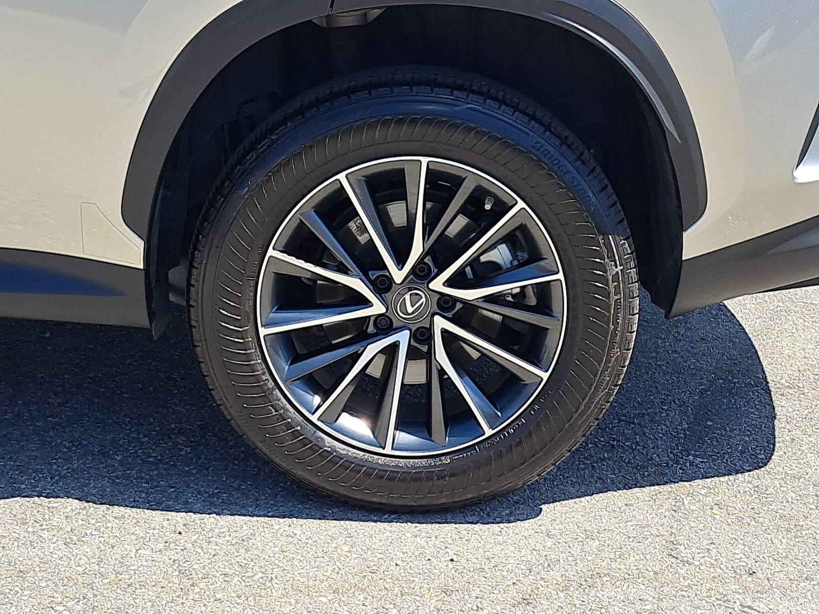 Used 2022 Lexus NX 350h AWD image 36