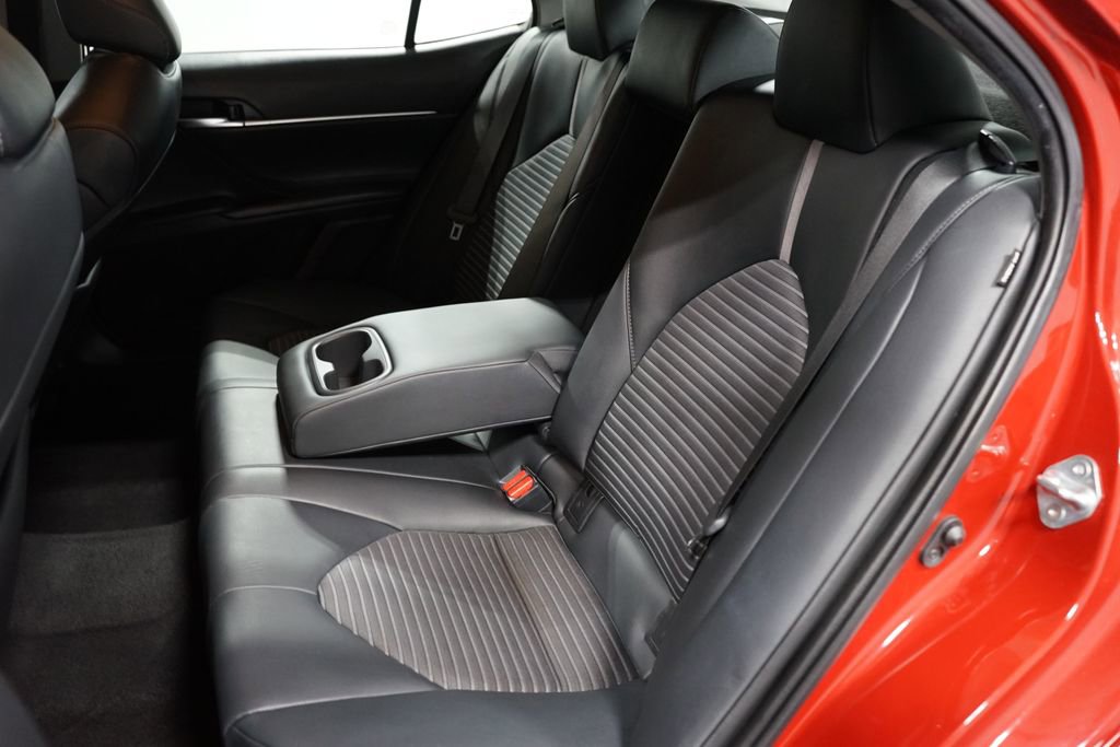 Used 2021 Toyota Camry SE FWD image 26