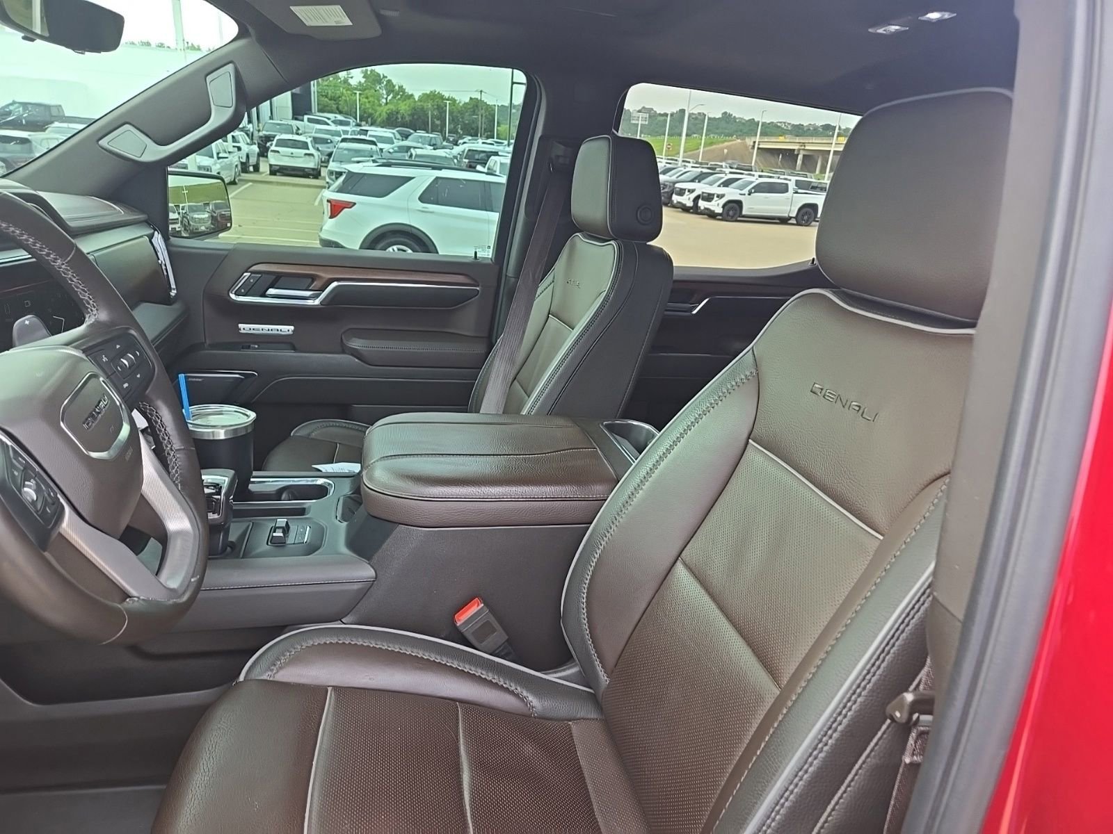 Certified 2023 GMC Sierra 1500 Denali w/ Denali Reserve Package AWD/4WD image 10