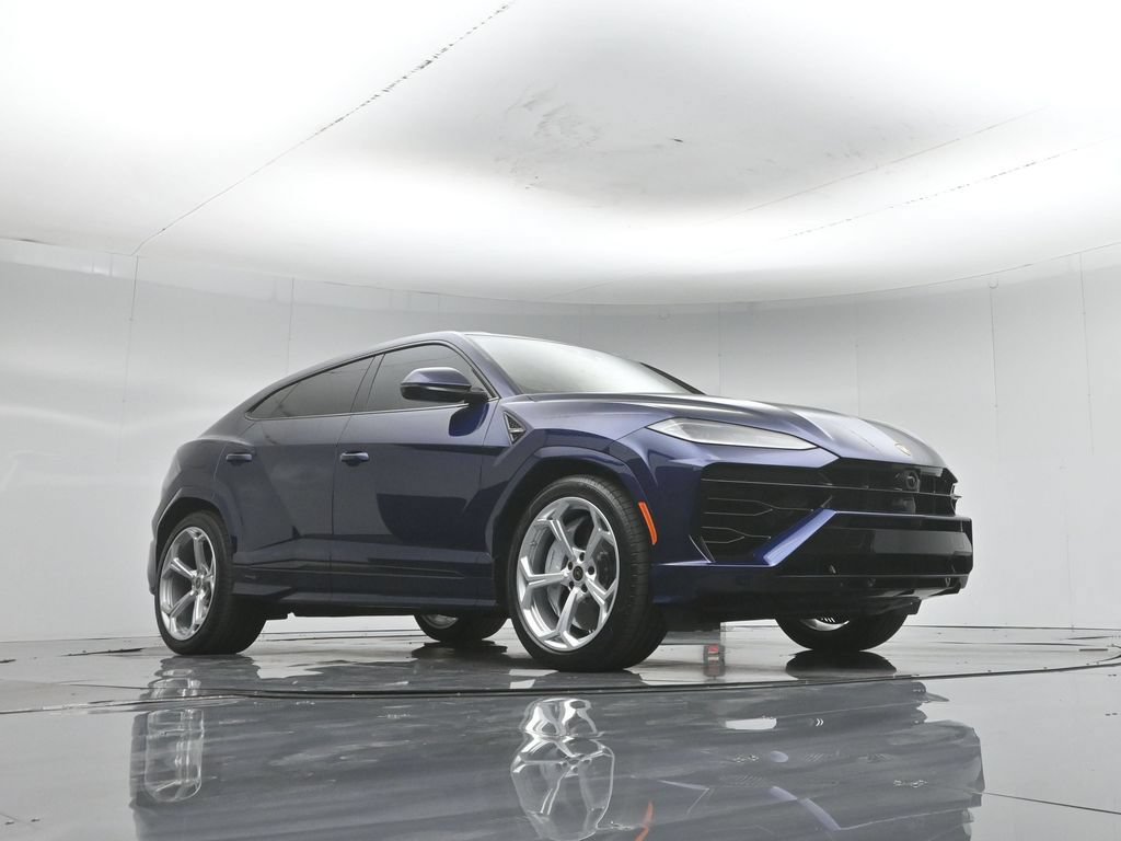 Used 2026 Lamborghini Urus SE AWD/4WD image 2