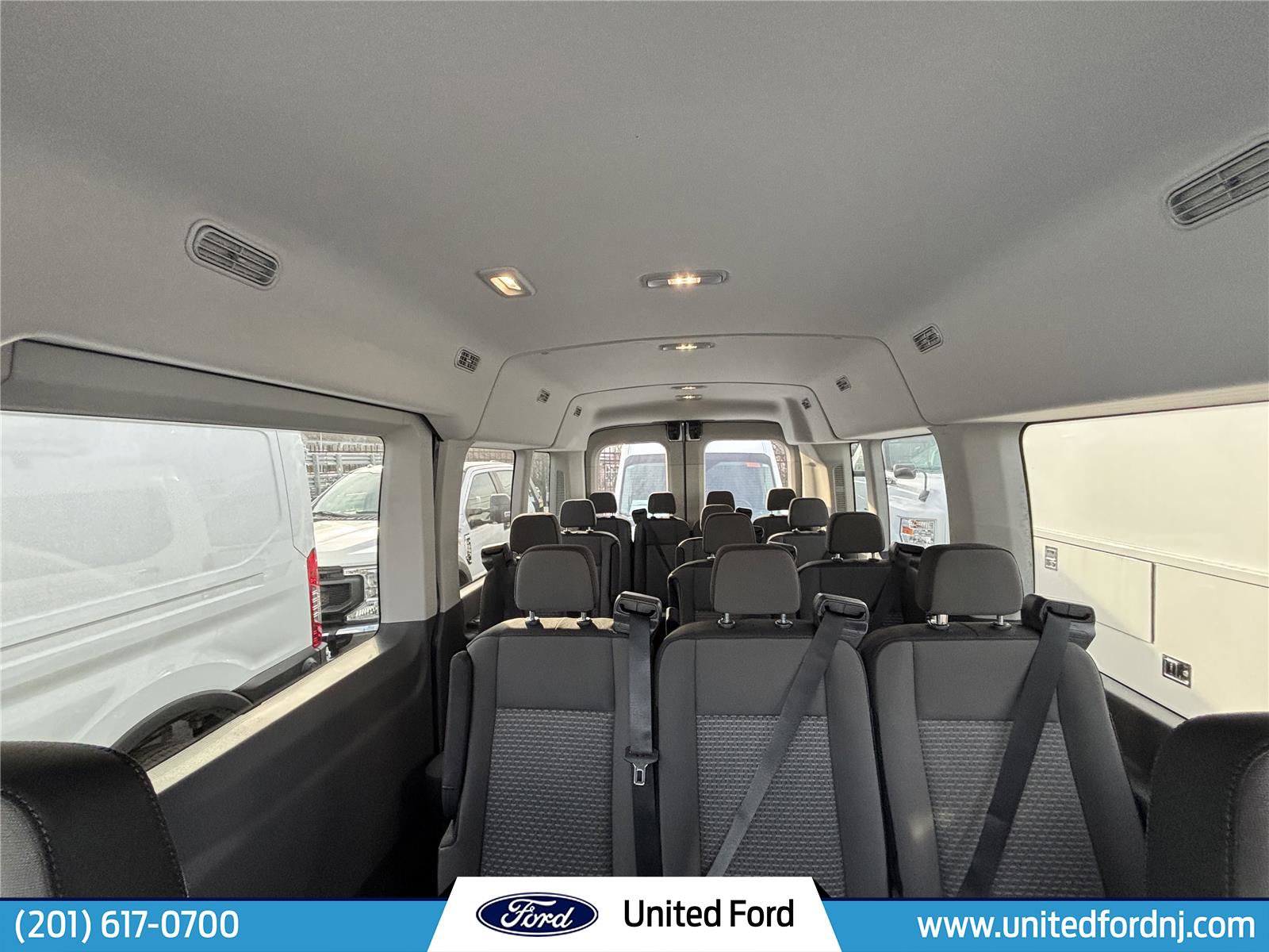 Used 2024 Ford Transit 350 XLT RWD image 10