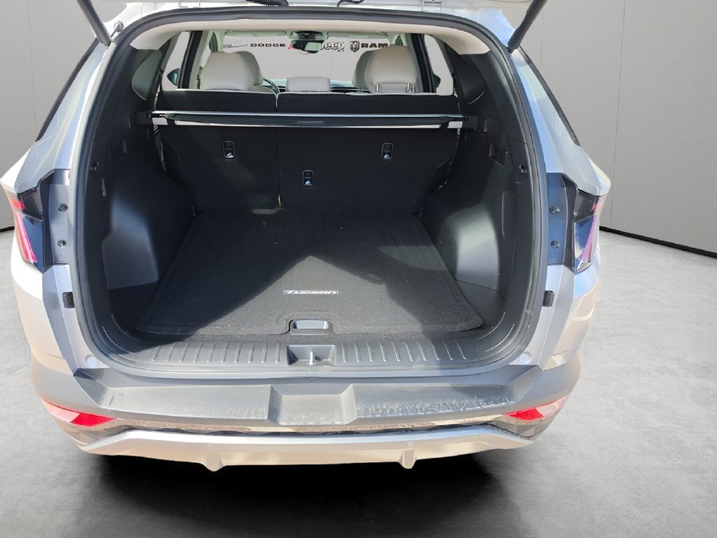 Used 2024 Hyundai Tucson Limited AWD/4WD image 15