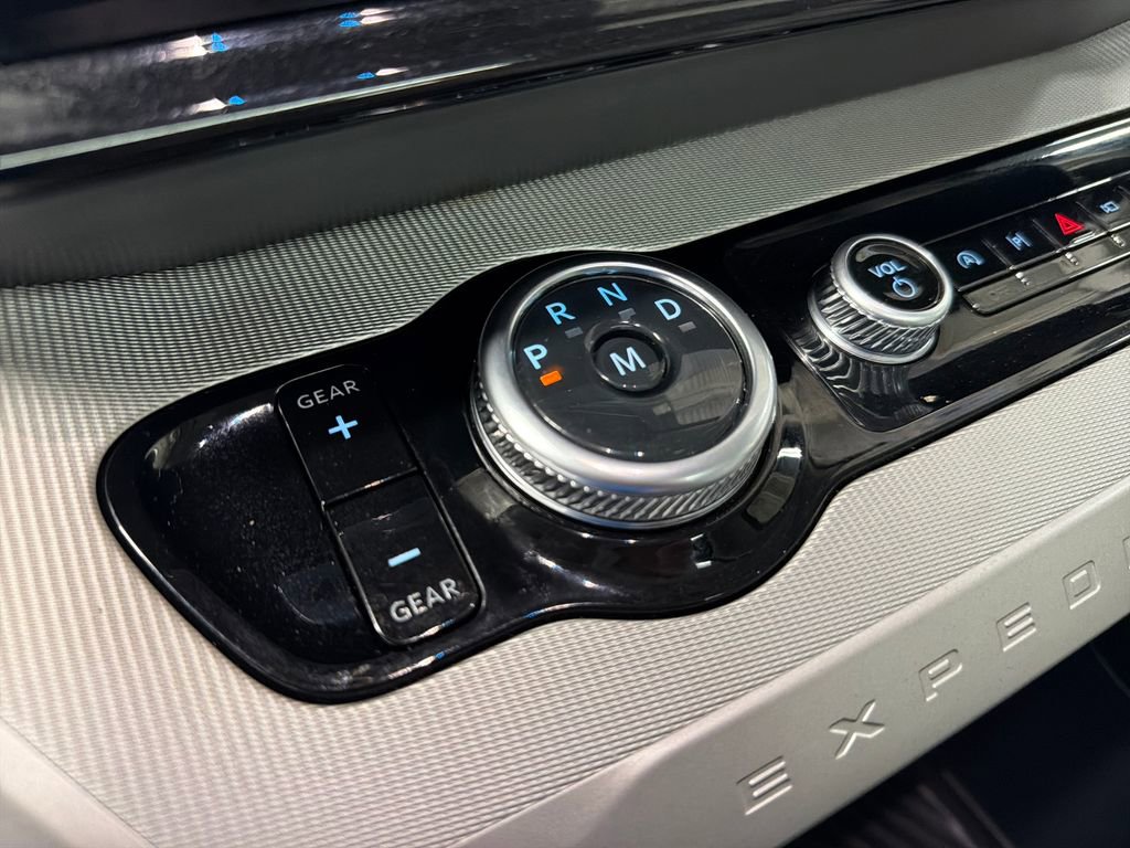 Certified 2025 Ford Expedition Active RWD image 31