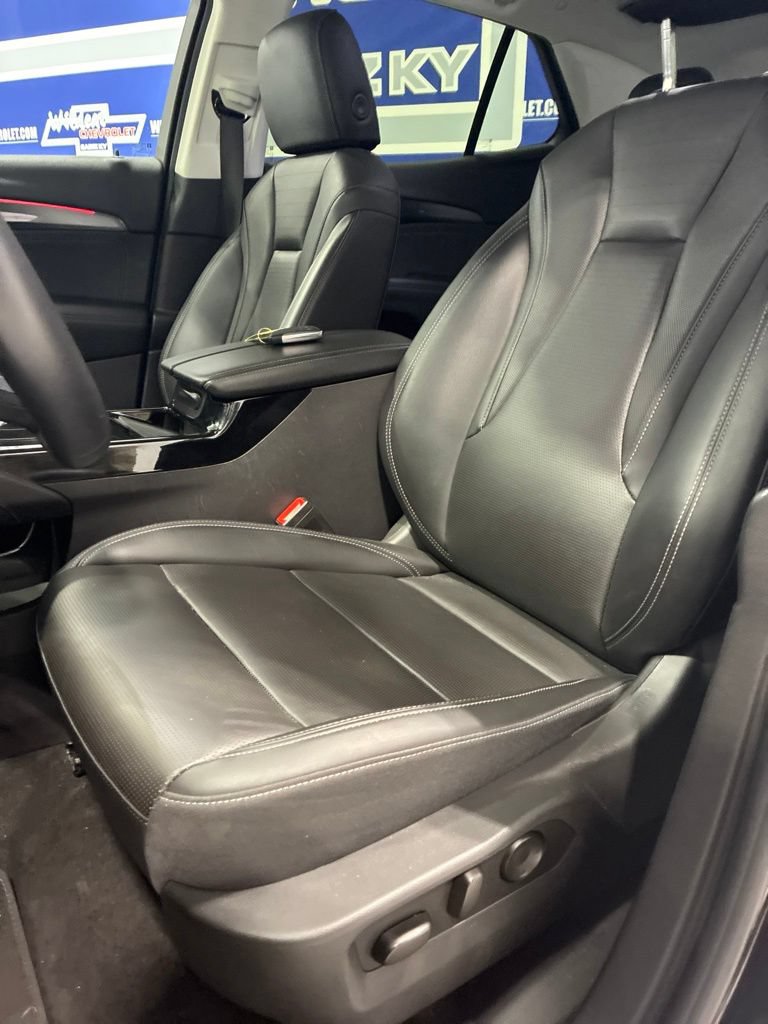 Used 2024 Buick Envision Preferred AWD/4WD image 13