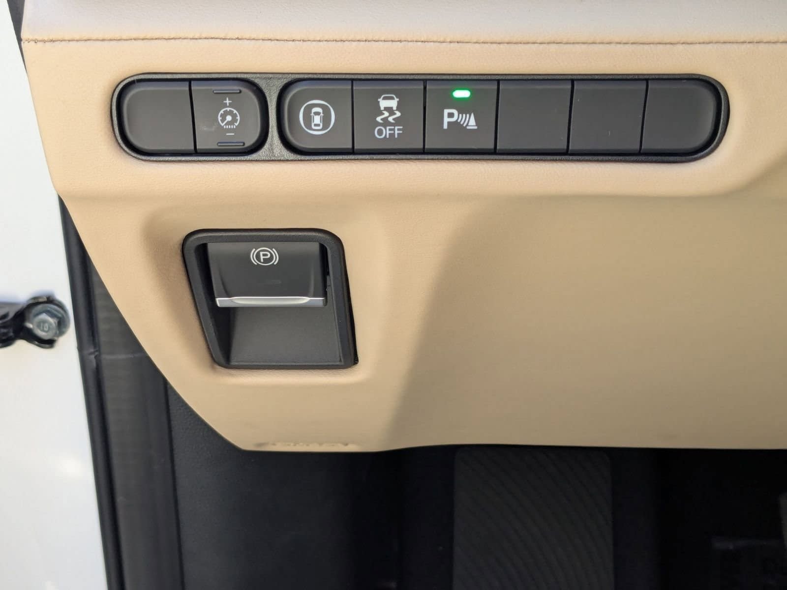 Certified 2026 Acura MDX w/ Technology Package FWD image 16
