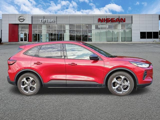 Used 2025 Ford Escape ST-Line FWD image 3