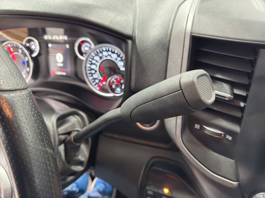 Used 2024 RAM 5500 Tradesman w/ Chrome Appearance Group image 25