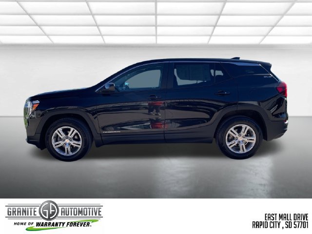 Used 2024 GMC Terrain SLE AWD/4WD image 4
