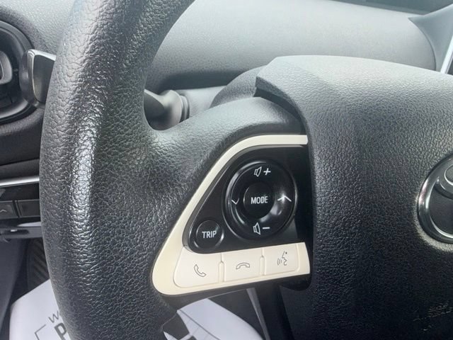 Used 2016 Toyota Prius Two FWD image 9