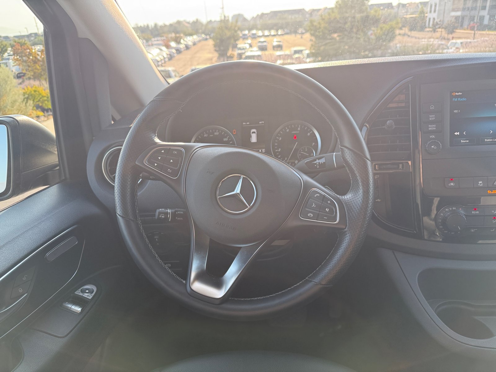 Used 2023 Mercedes-Benz Metris Passenger image 9