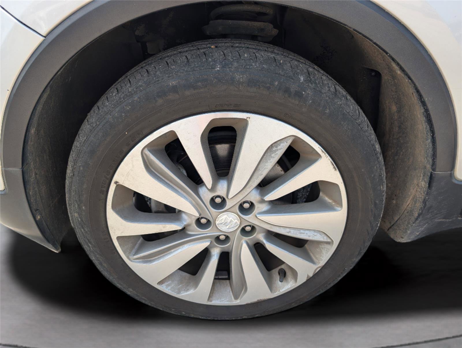 Used 2017 Buick Encore Preferred image 38