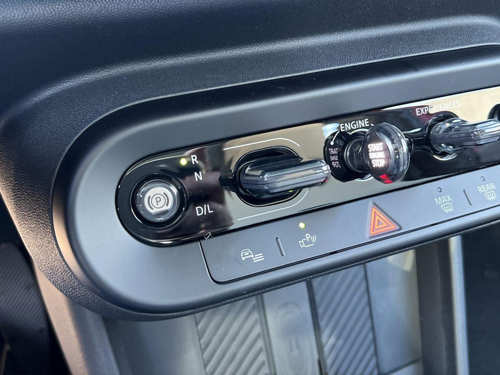 New 2025 MINI Cooper S image 19