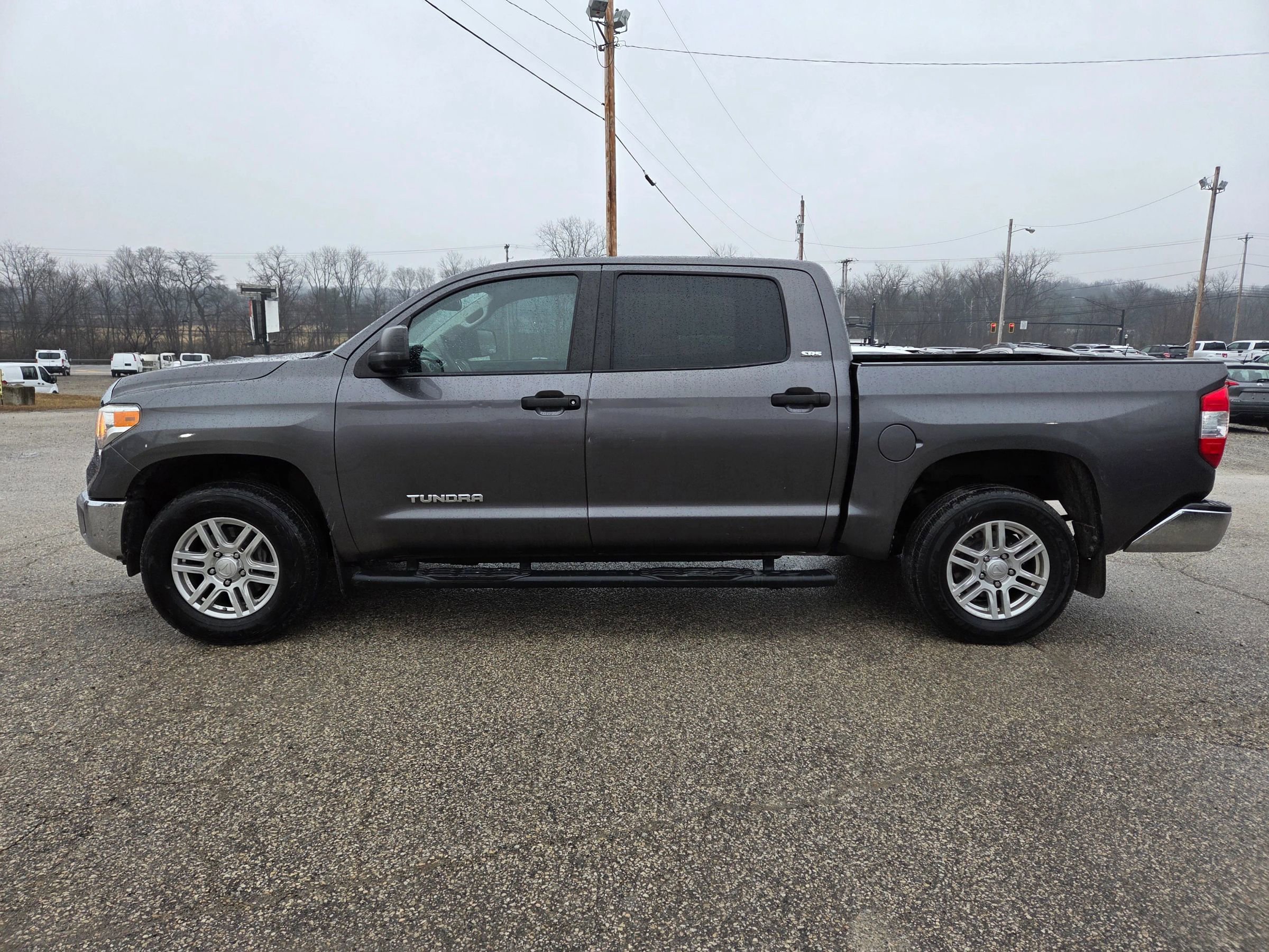 Used 2017 Toyota Tundra SR5 w/ SR5 Upgrade Package
