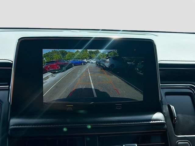 Used 2024 Chevrolet Suburban LT AWD/4WD image 13