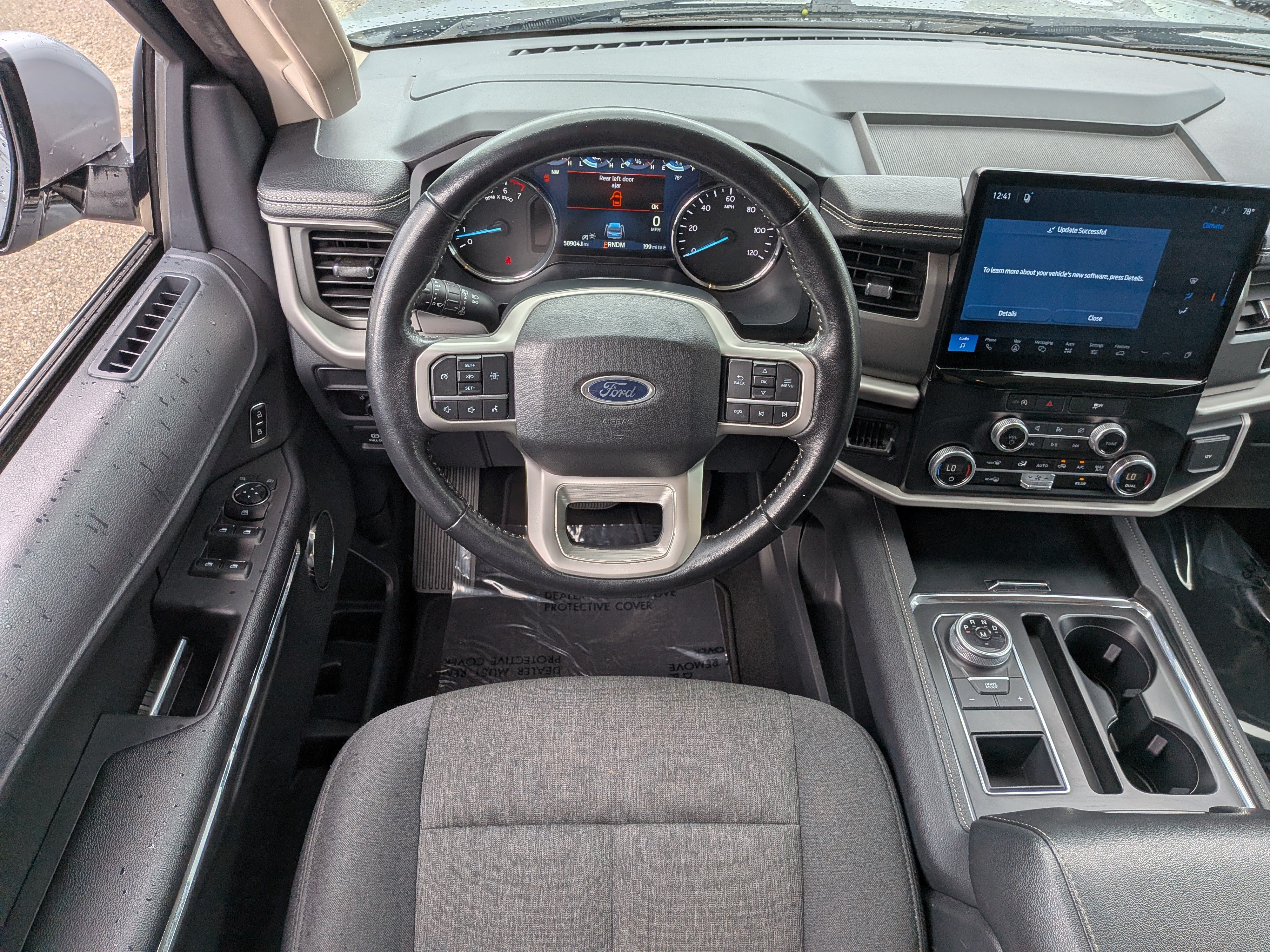 Used 2024 Ford Expedition XLT RWD image 17