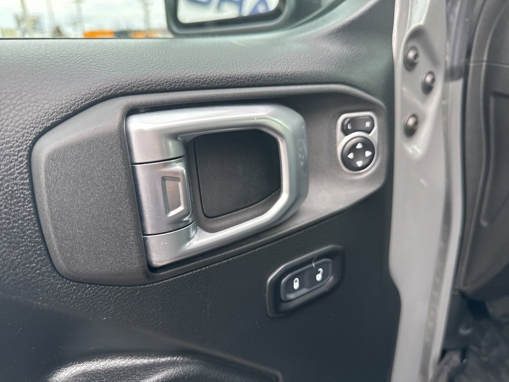 Used 2020 Jeep Wrangler Unlimited Sport image 9