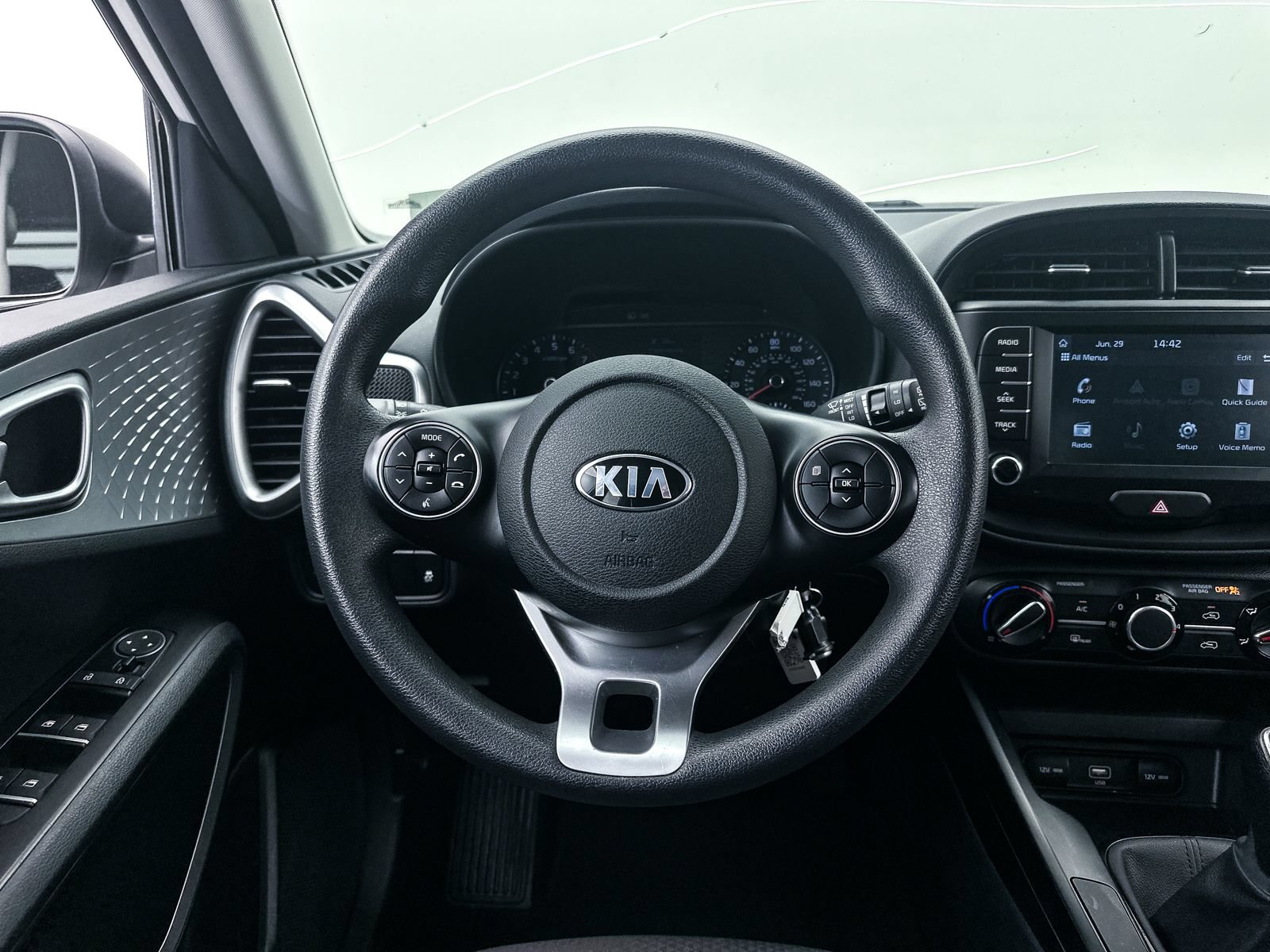 Used 2020 Kia Soul LX FWD image 20