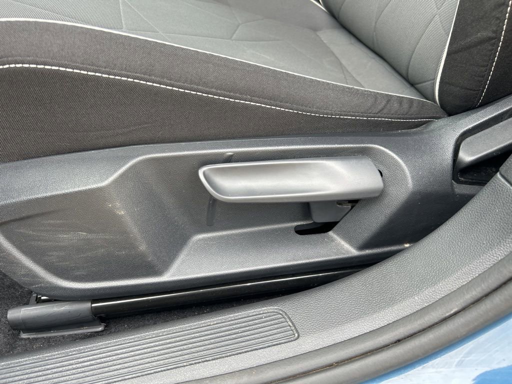 Used 2025 Volkswagen Jetta Sport FWD image 12