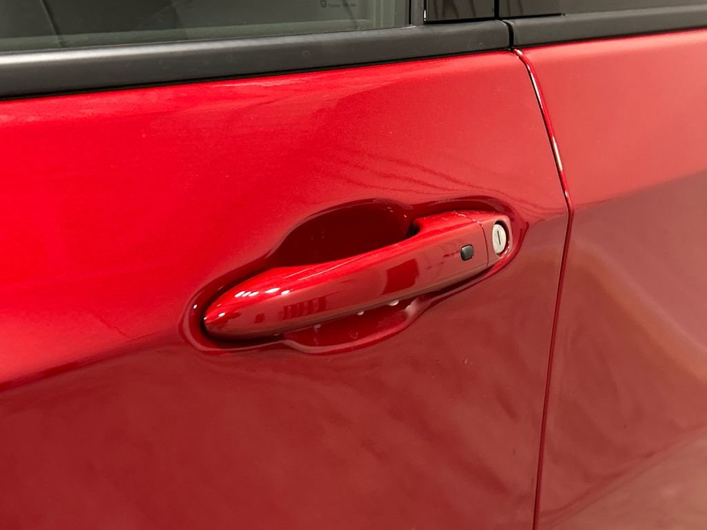 New 2026 Jeep Compass Latitude image 13