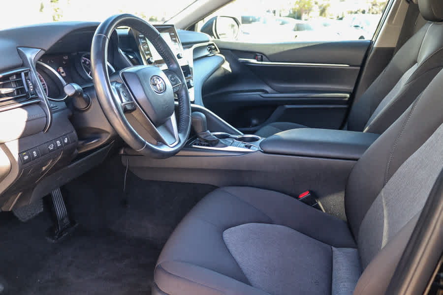 Used 2022 Toyota Camry LE w/ Cold Weather Package AWD/4WD image 18