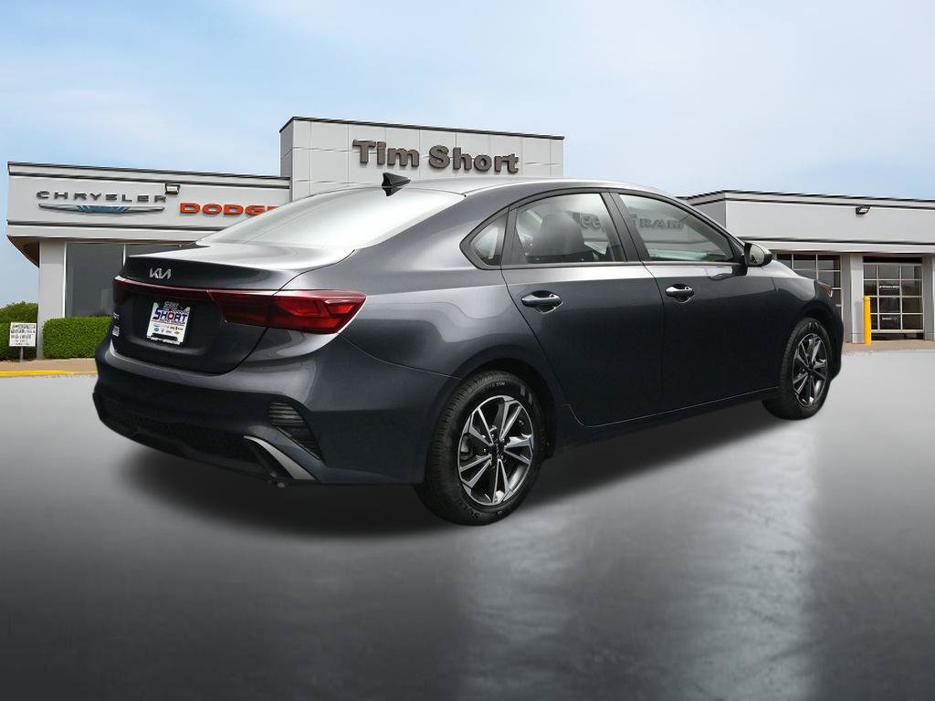 Used 2024 Kia Forte LXS FWD image 5