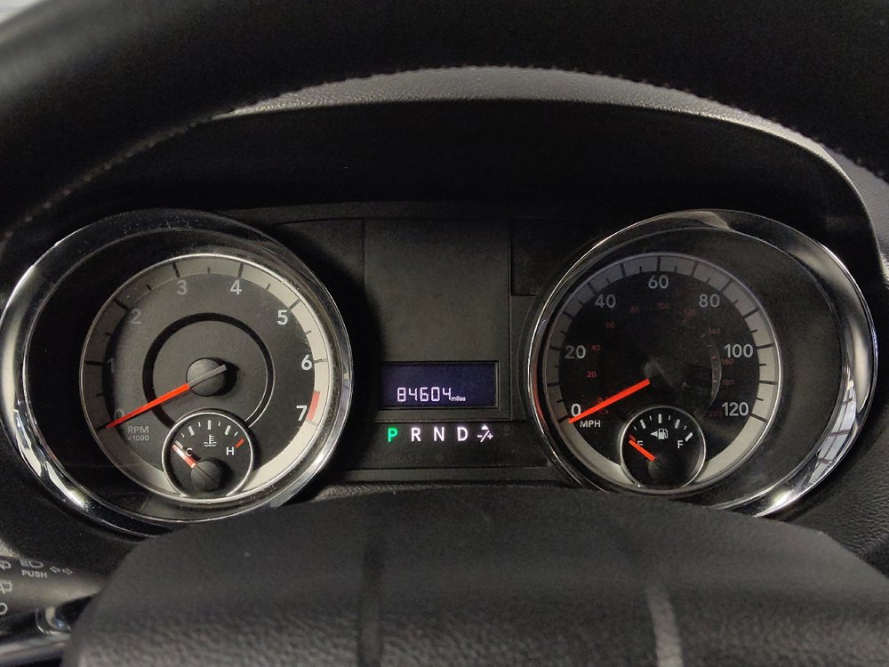 Used 2020 Dodge Grand Caravan SXT FWD image 23