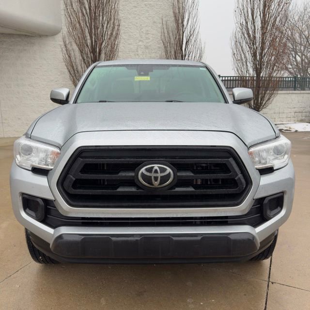 Used 2022 Toyota Tacoma SR image 8