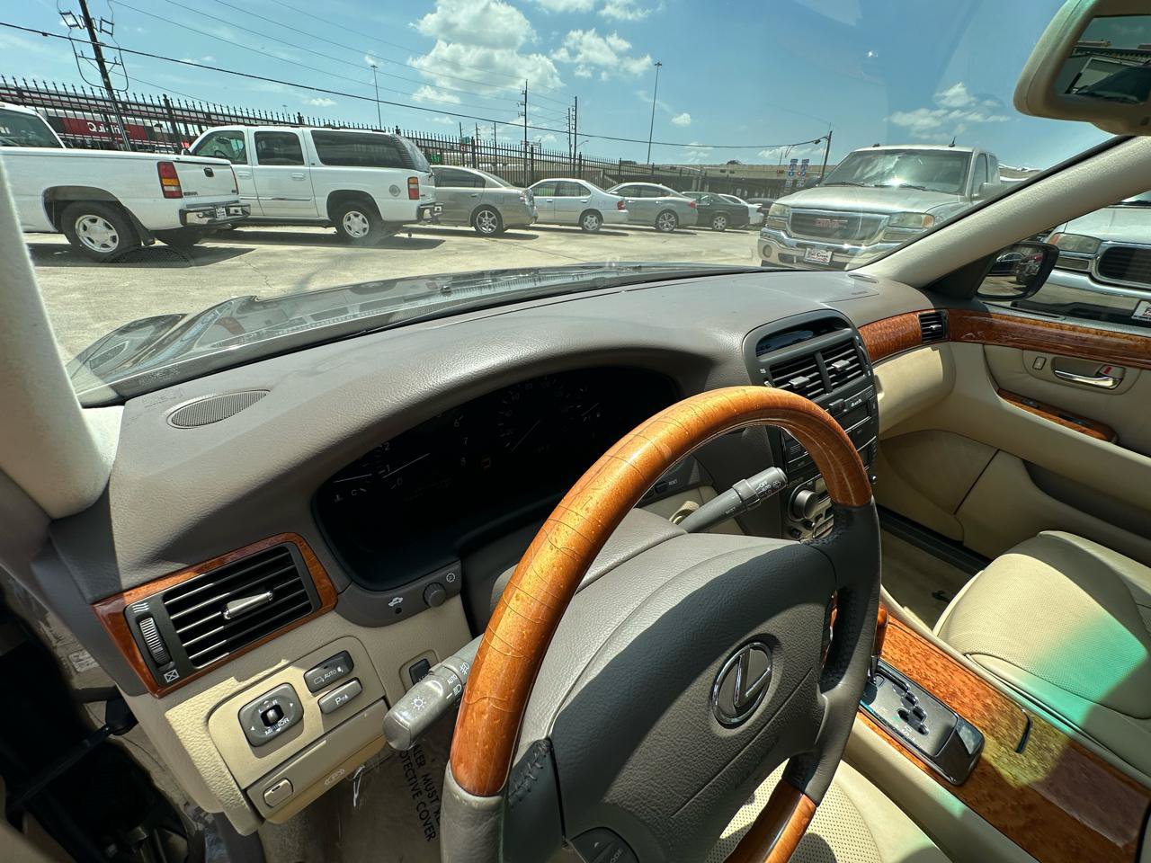 Used 2004 Lexus LS 430 w/ Premium Pkg RWD image 20