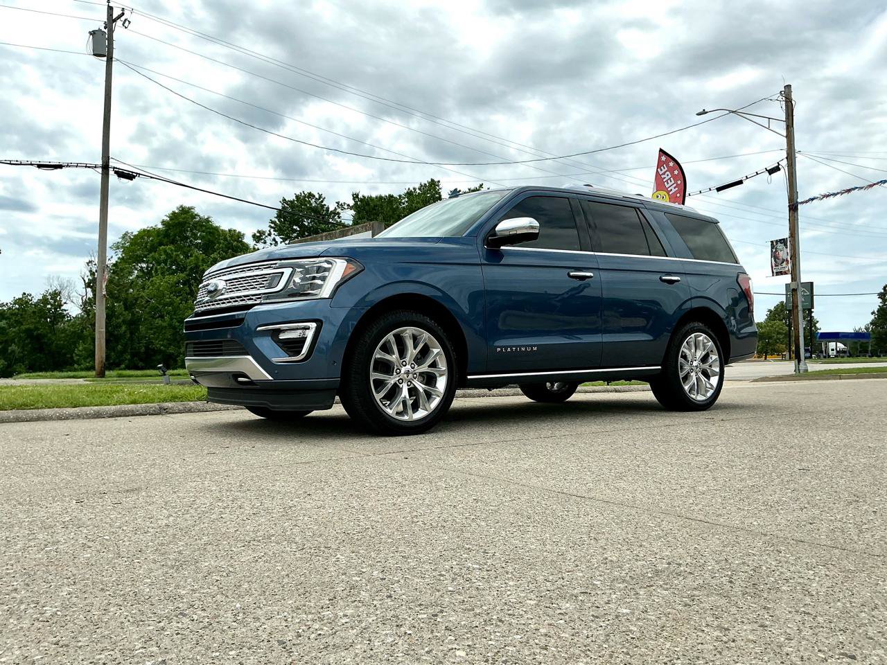 Used 2019 Ford Expedition Platinum AWD/4WD image 33