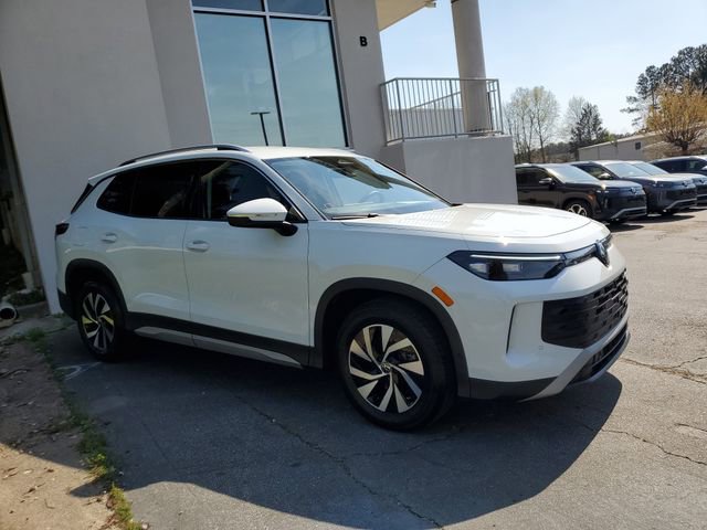 Certified 2025 Volkswagen Tiguan S image 3