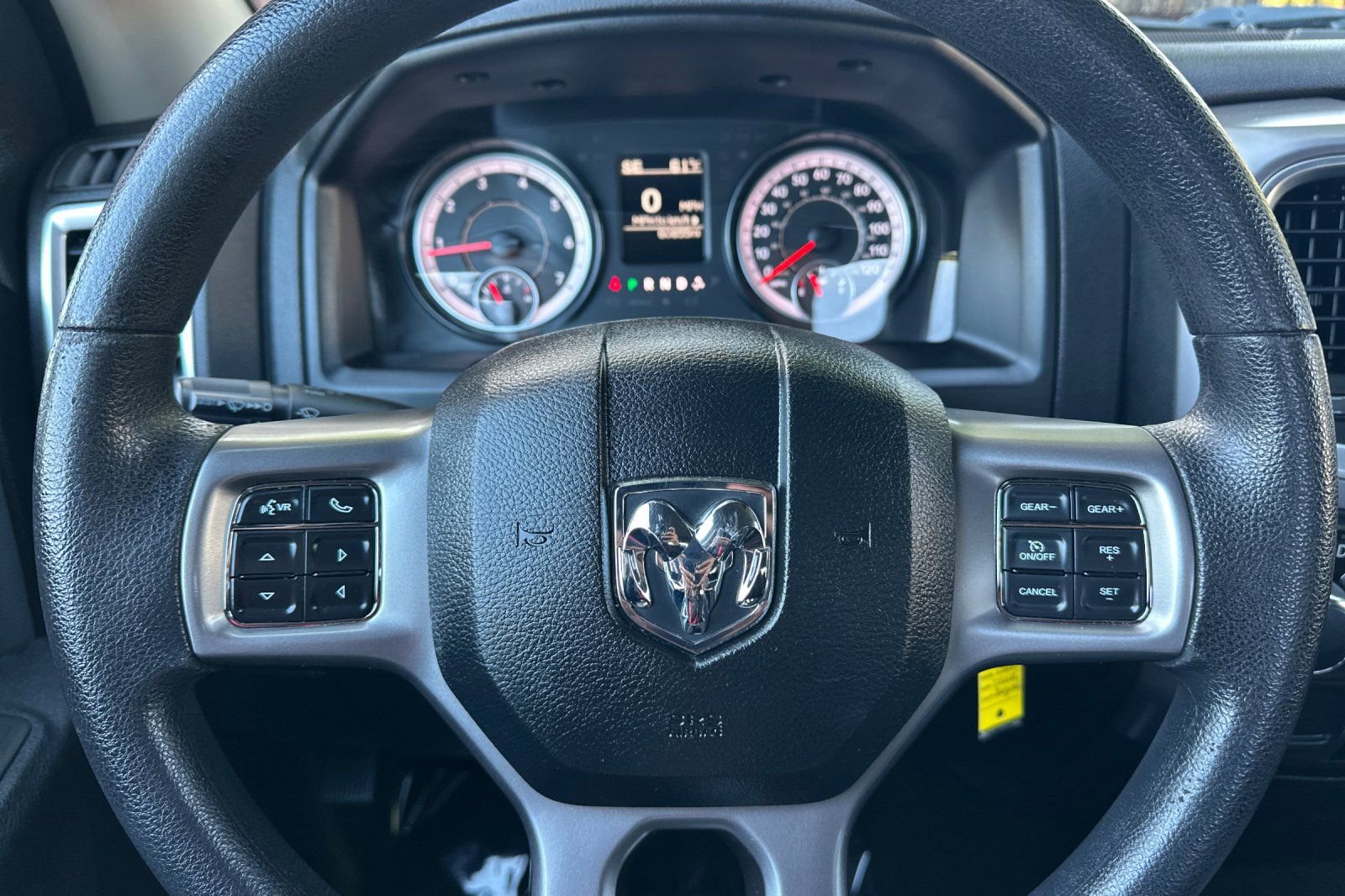 Used 2022 RAM 1500 Classic SLT image 21
