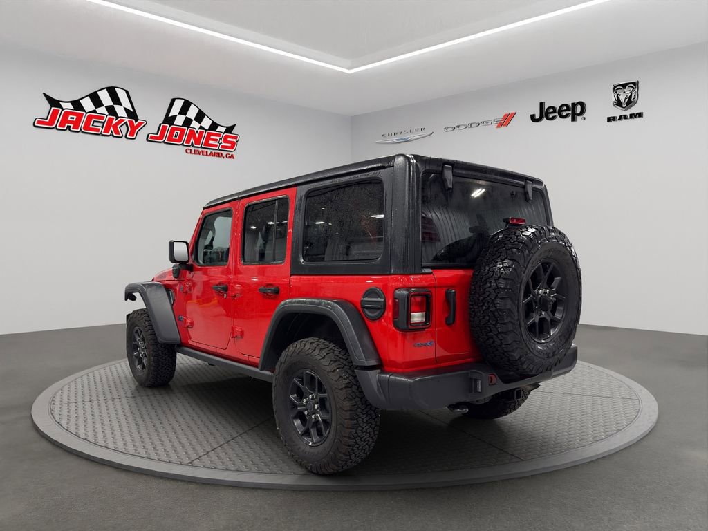 Used 2025 Jeep Wrangler Willys image 7